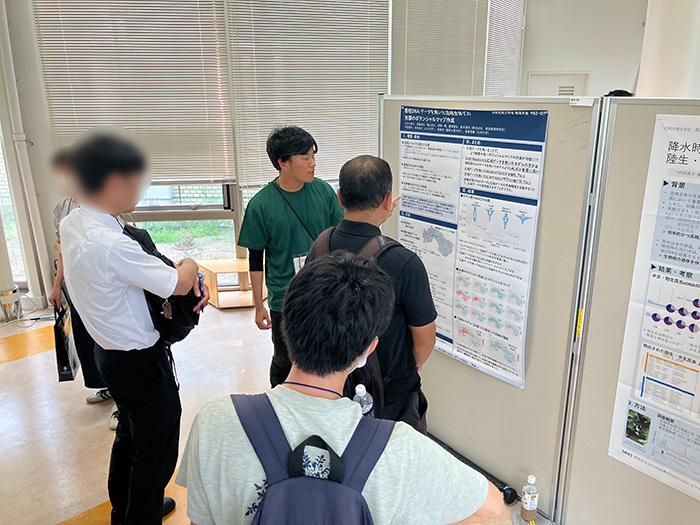 ポスター発表の様子
