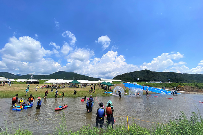 賑わいづくりの社会実験のサポート
