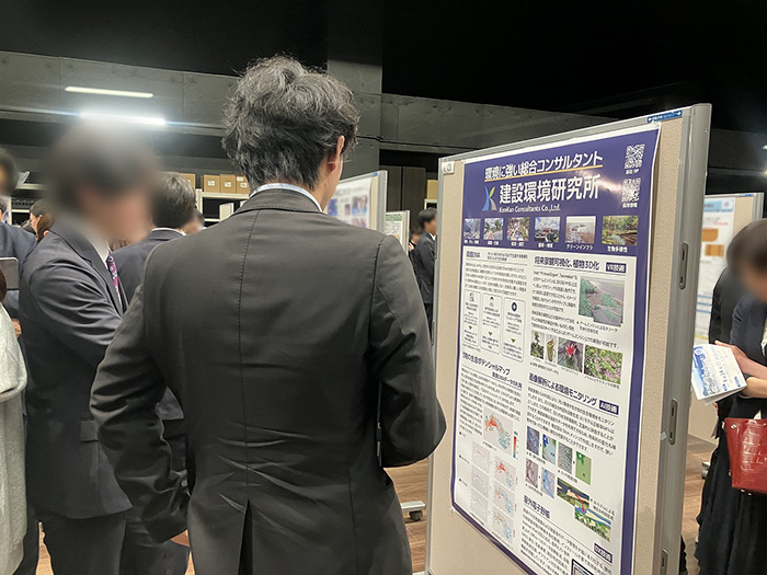 企業展示（ポスター展示）の様子